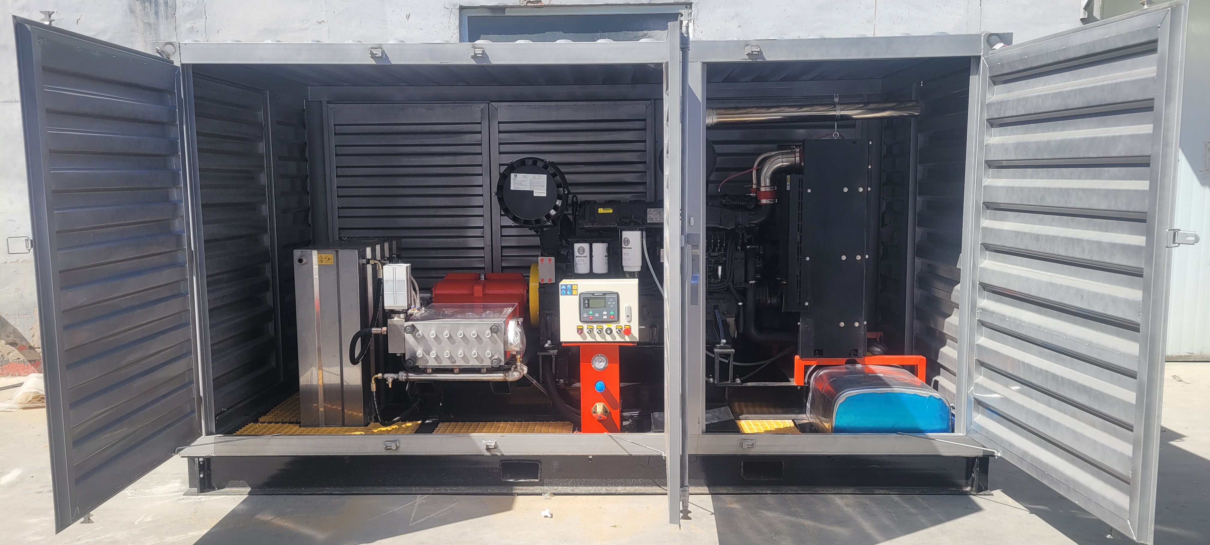 1500公斤柴油高壓水刀 超高壓清洗機